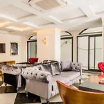 Otel Fly 3*